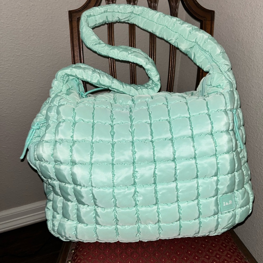 Mint Green Puff Travel Bag Set by Iris & Rainbow - Picture 3 of 11